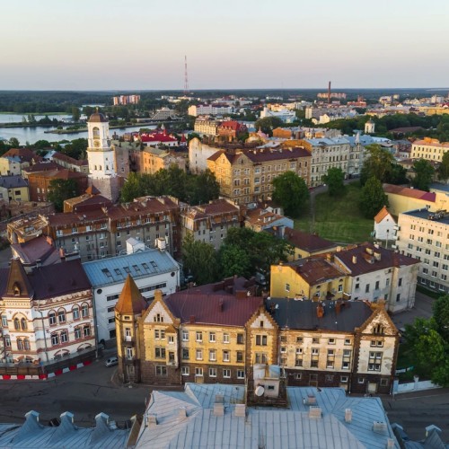 Железнодорожный круиз из Москвы в Карелию весной: 3 города, природа и ретропоезд