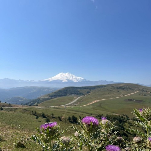 На внедорожнике по КЧР и КБР: Домбай, Эльбрус и Джилы-Су в мини-группе