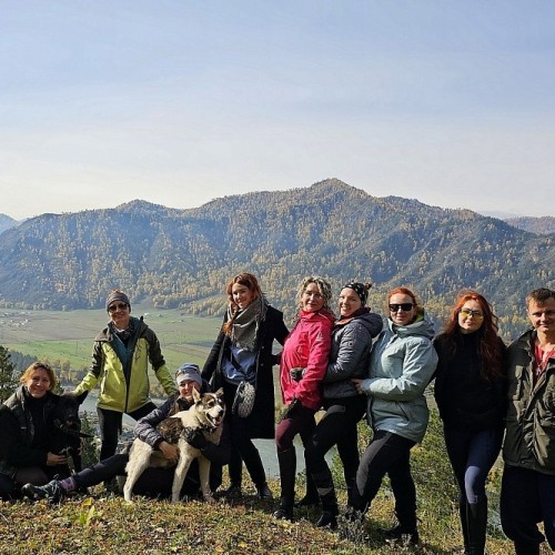Конный тур для новичков по осеннему Алтаю с проживанием на базе. Всё включено