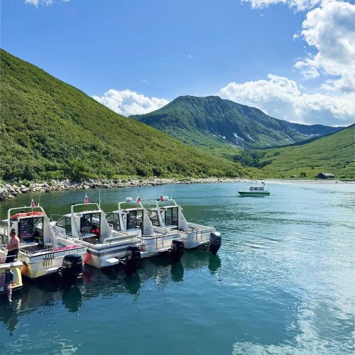 Бухта Русская — с высадкой на берег, морской рыбалкой и крабовым сафари
