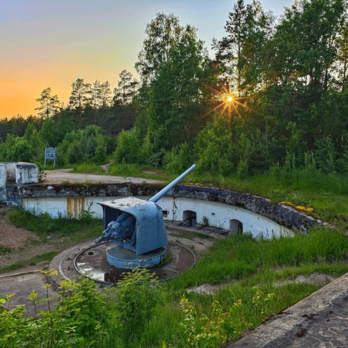 Из Петербурга — к фортам «Красная Горка», «Риф» и «Константин»