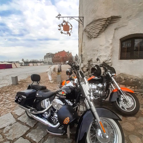 Из Петербурга в Выборг — на авто или мотоцикле