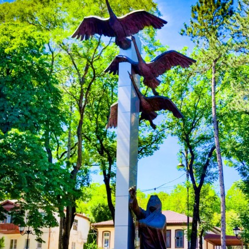 Туда, где горы и минеральная вода: Кисловодск, Пятигорск, Ессентуки и Домбай