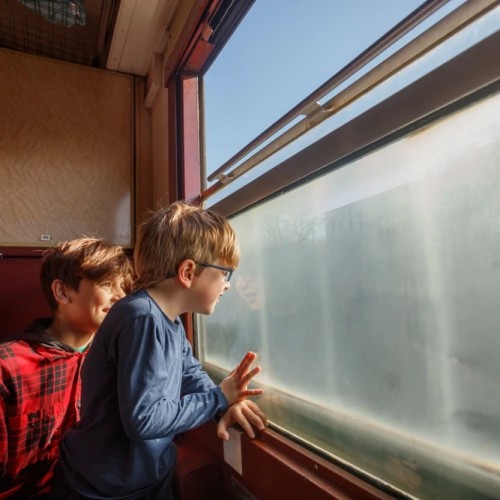 В город-герой Волгоград на День Победы: путешествие на поезде из Москвы