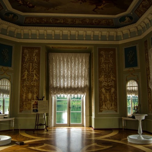 В таинственную Гатчину на автомобиле