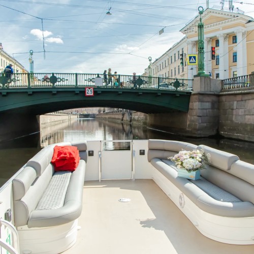 Северная Венеция — по малым рекам и каналам Петербурга