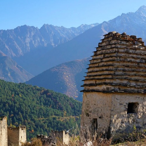 Треккинг налегке по Ингушетии: святилища, башенные комплексы и гора с герба Владикавказа