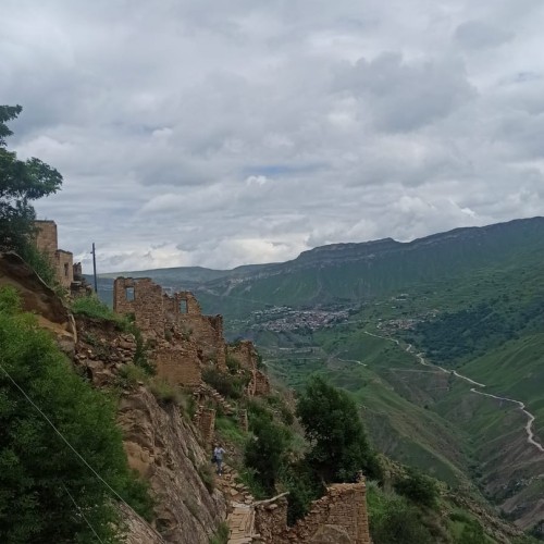 По главным местам Дагестана в мини-группе с катанием на сапах: Сулакский каньон, Хунзах и Дербент