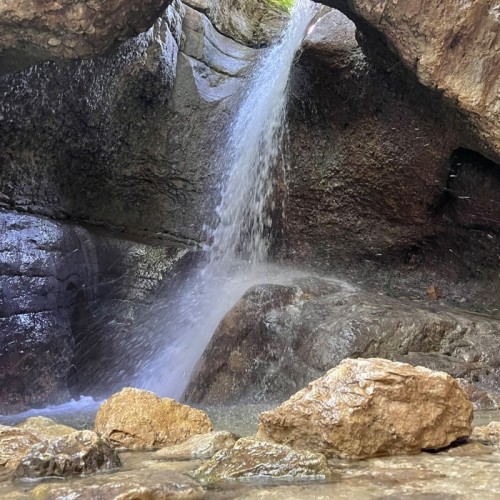 Автотрип по Северной Осетии: ущелья, башни, арт-объекты