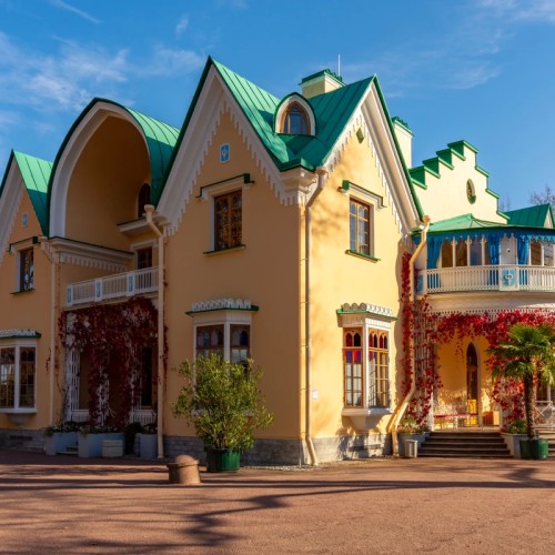 Неизвестный Петергоф и мир усадеб — из Петербурга