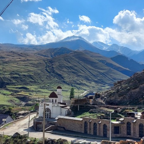 Треккинг в Чегемском ущелье без рюкзаков с проживанием в гостевом доме (всё включено)