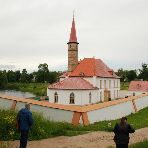 Дворцово-парковый ансамбль в Гатчине — из Петербурга