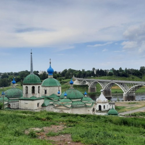 Течёт река Волга: лёгкий сплав на байдарках (всё включено)