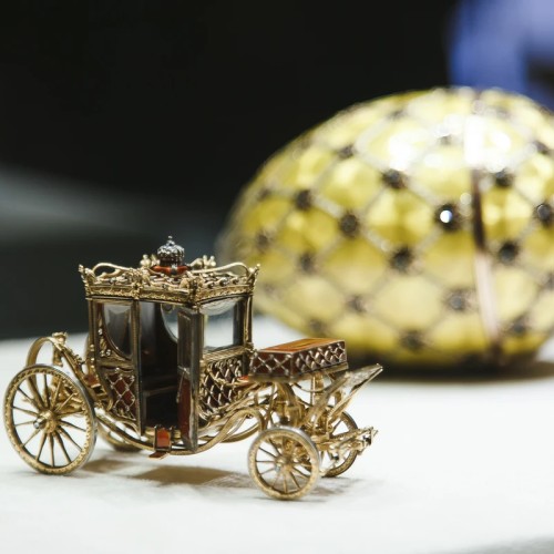 Пешеходная экскурсия «Бриллиантовая улица и музей Фаберже»