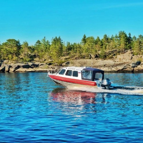 Большое путешествие из Петербурга — к Ладожским шхерам