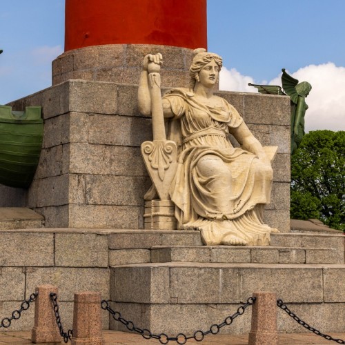 Прогулка на открытом катере — от центра Петербурга до новых кварталов у воды