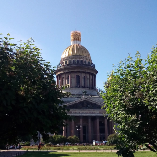 Архитектура и легенды Исаакиевской площади
