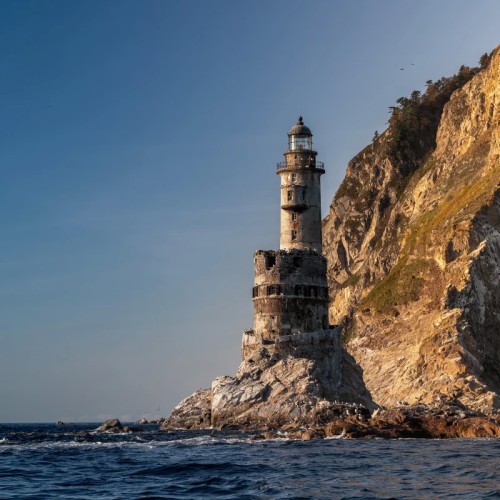 Путешествие от Сахалина до Итурупа: вулканы, горячие источники и океанские просторы