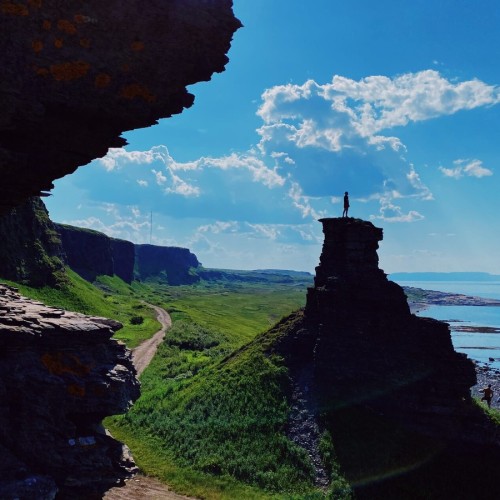 Дикие и труднодоступные земли с историей: джип-тур с проживанием в палатках