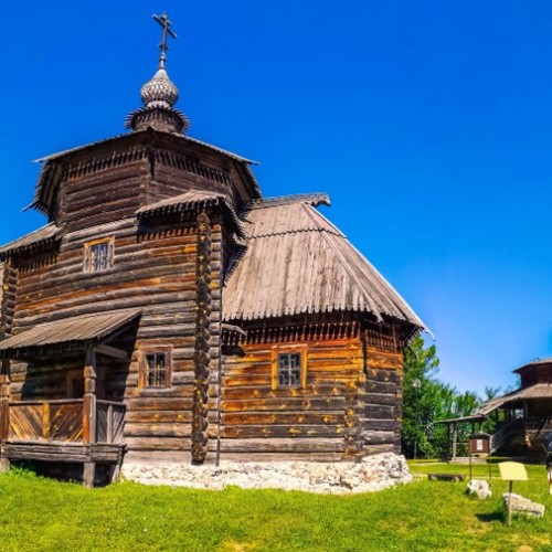 Родные просторы вблизи златоглавой: древние города, мастер-классы, застолья и отдых на пасеке