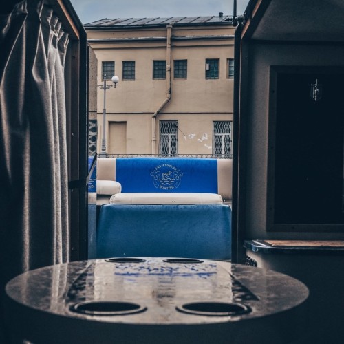 Дневная прогулка по рекам и каналам Петербурга