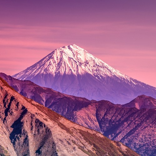 Океан впечатлений на Камчатке с фотографом: треккинги, спа, обед с видом на горы и ночь в глэмпинге