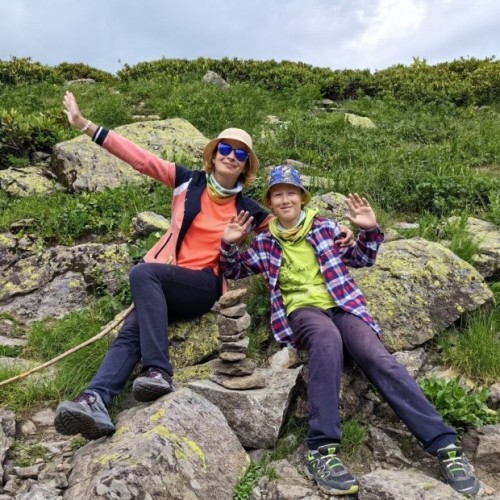 Семейный тур в Архыз с гидом-аниматором: несложные треккинги в живописных горах