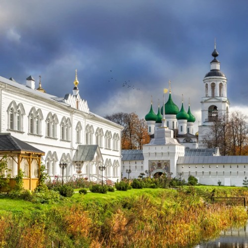 Из Ярославля — в старинный Толгский монастырь