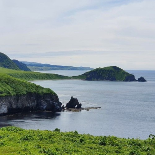 Знакомство с Сахалином в мини-группе: Тихая бухта, мыс Великан и побережье Охотского моря