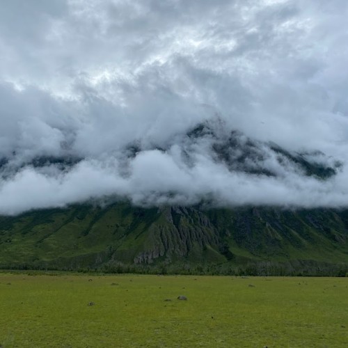По Чуйскому тракту и перевалу Кату-Ярык с ветерком: трип на машине