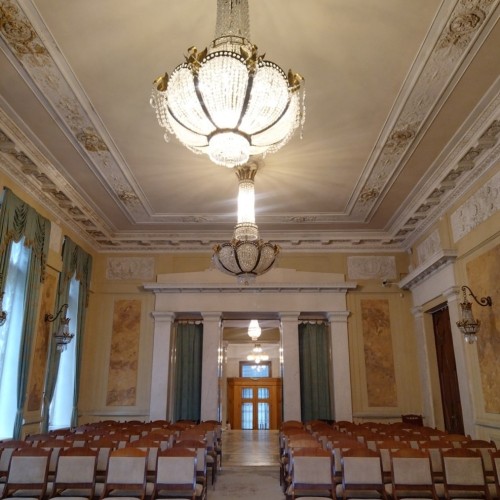 Балет, барон и революция: экскурсия по особняку Кшесинской