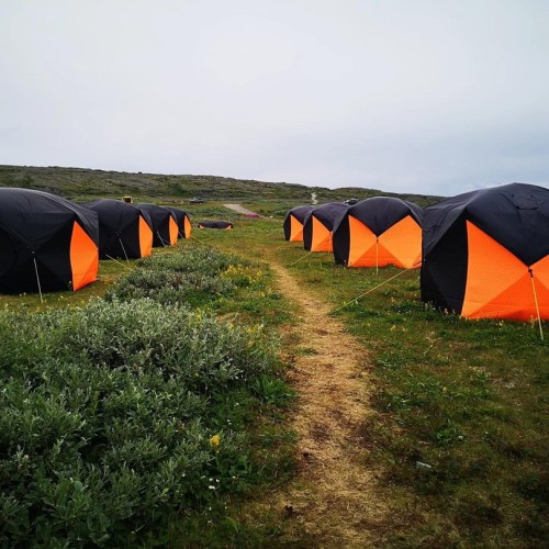 На выходные на Кольский: путешествие на полуострова Рыбачий и Средний с проживанием в кемпинге