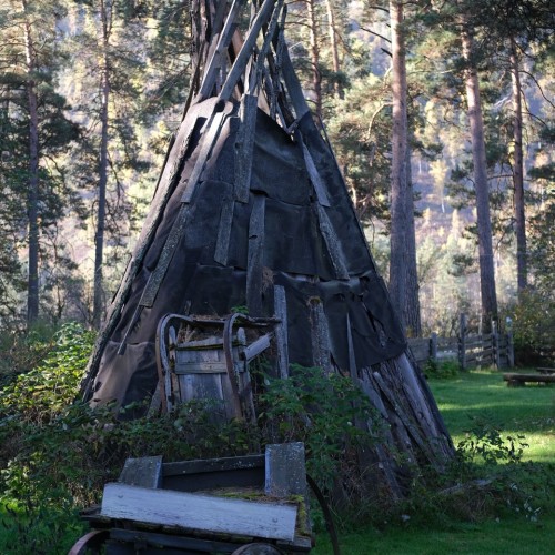 Знакомство с Алтаем своей компанией: снежные вершины, кристальные озёра и заповедные тропы