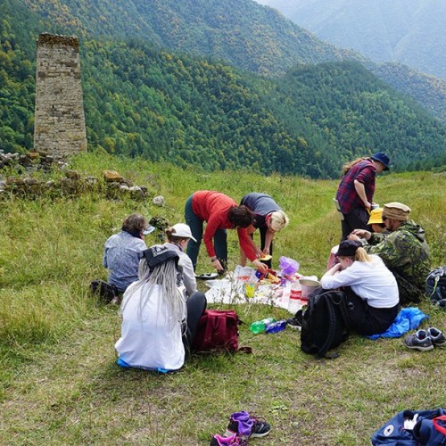 Треккинг налегке по Ингушетии: святилища, башенные комплексы и гора с герба Владикавказа