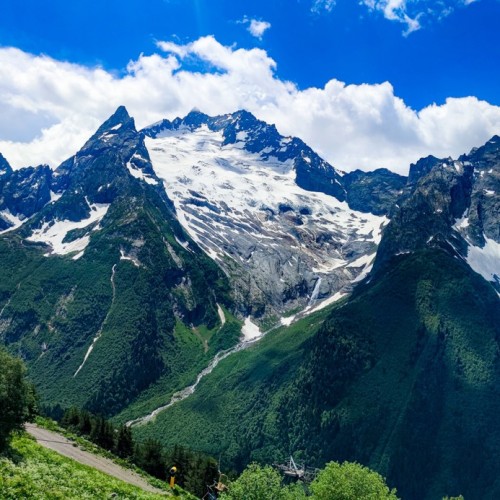 Туда, где горы и минеральная вода: Кисловодск, Пятигорск, Ессентуки и Домбай