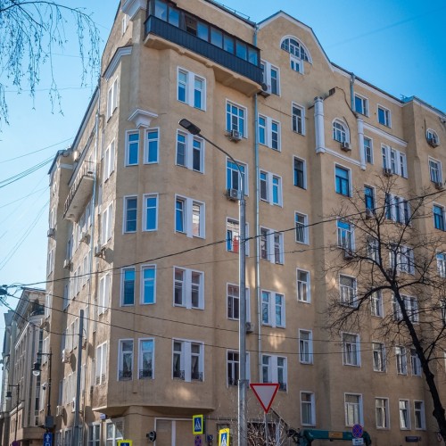 Фотопрогулка в Москве «Архитектурные цитаты на Патриарших»