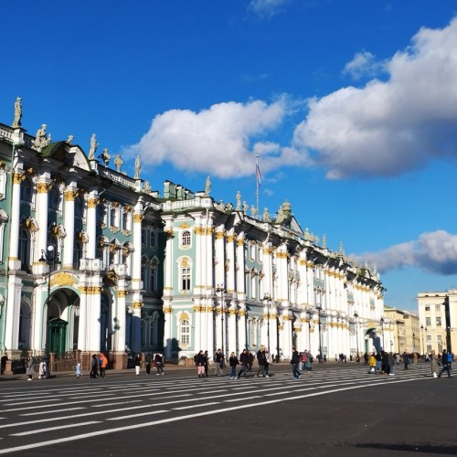Мобильный квест «Львы — хранители Петербурга»