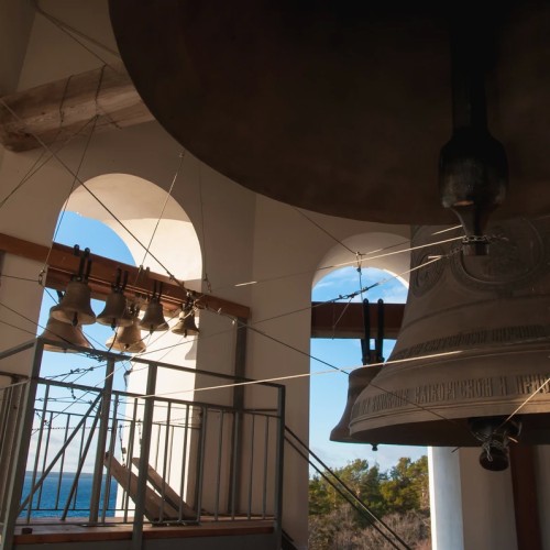 Остров-монастырь Коневец: на страже красоты и покоя