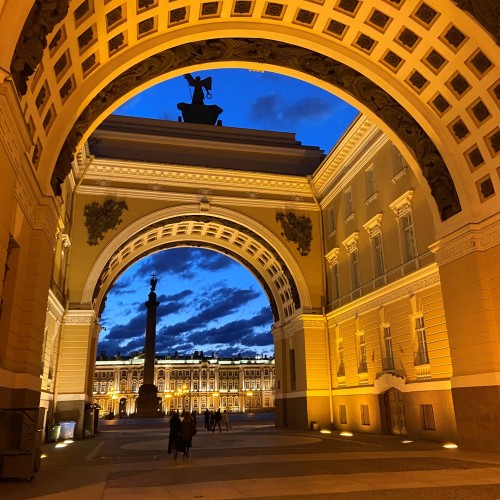 Романтический Петербург на Mercedes: днём или ночью