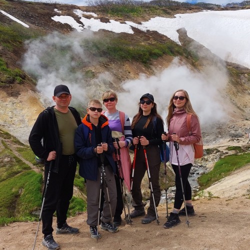 Камчатка в мини-группе: перевалы, бухты, сопки и купание в природных источниках