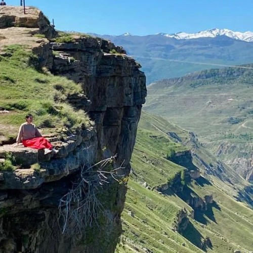 Объять Кавказ: Ингушетия, Осетия, Чечня и Дагестан