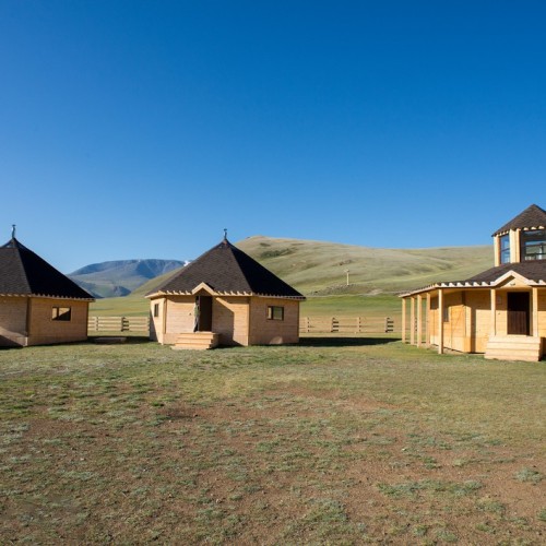 Наедине с Алтаем: высокогорные озёра, живописные долины и неземной ландшафт (всё включено)