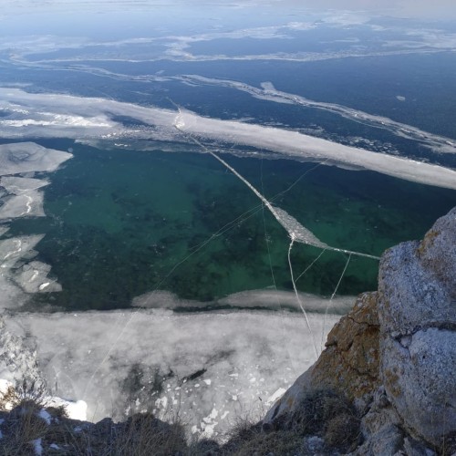 На джипе по зимнему Байкалу в мини-группе: Малое Море, Тажеранские степи, Ольхон и бухта Ая