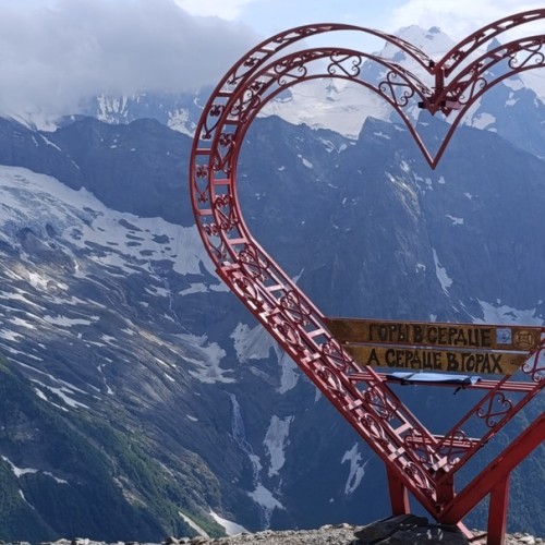 Выезд в Домбай на внедорожниках из Кисловодска: Гум-Баши, Мусса-Ачитара и Алибекский водопад