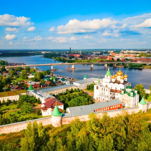 Волжское мини-путешествие только для вашей компании: Кострома, Красное-на-Волге и Плёс