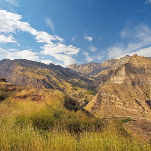 Выше облаков на 3760 метров на гору Шалбуздаг: треккинг налегке с проживанием в гостинице