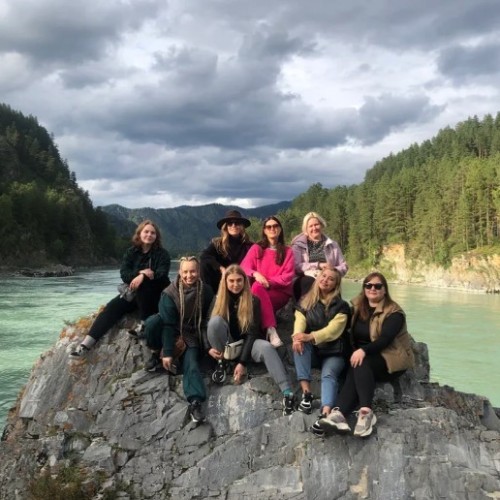 Вдохновение Алтая: ретрит в женской мини-группе с проживанием в уединённых домиках