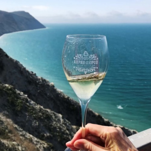 На одной широте с виноградниками Италии: гастропутешествие по винодельням Краснодарского края