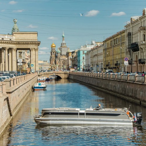 Северная Венеция — по малым рекам и каналам Петербурга