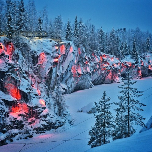 Хаски, «Рускеала», водопады: мини-путешествие в Карелию из Санкт-Петербурга на автобусе